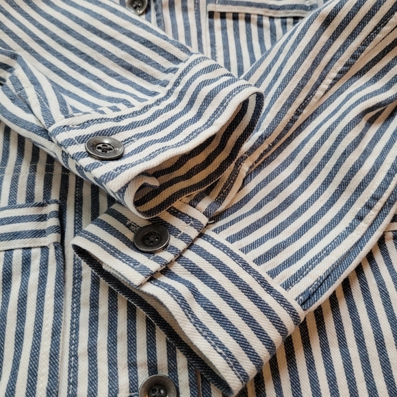 Madewell Shrunken (style name) Workwear Jacket in Poppy Stripe Denim - Size S - Picture 10 of 15